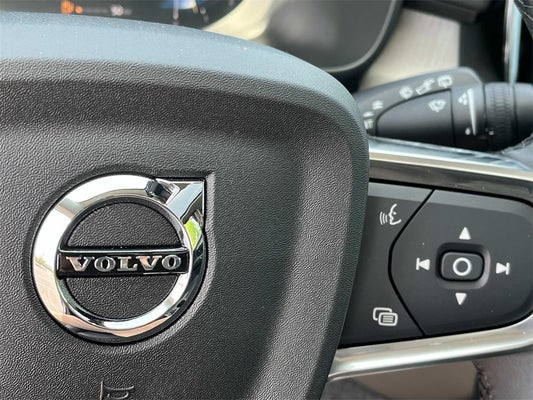 2024 Volvo XC40 B5 Core in Tupelo, TN - Carlock Auto Group