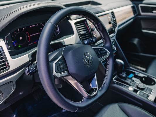 2022 Volkswagen Atlas SEL in Tupelo, TN - Carlock Auto Group
